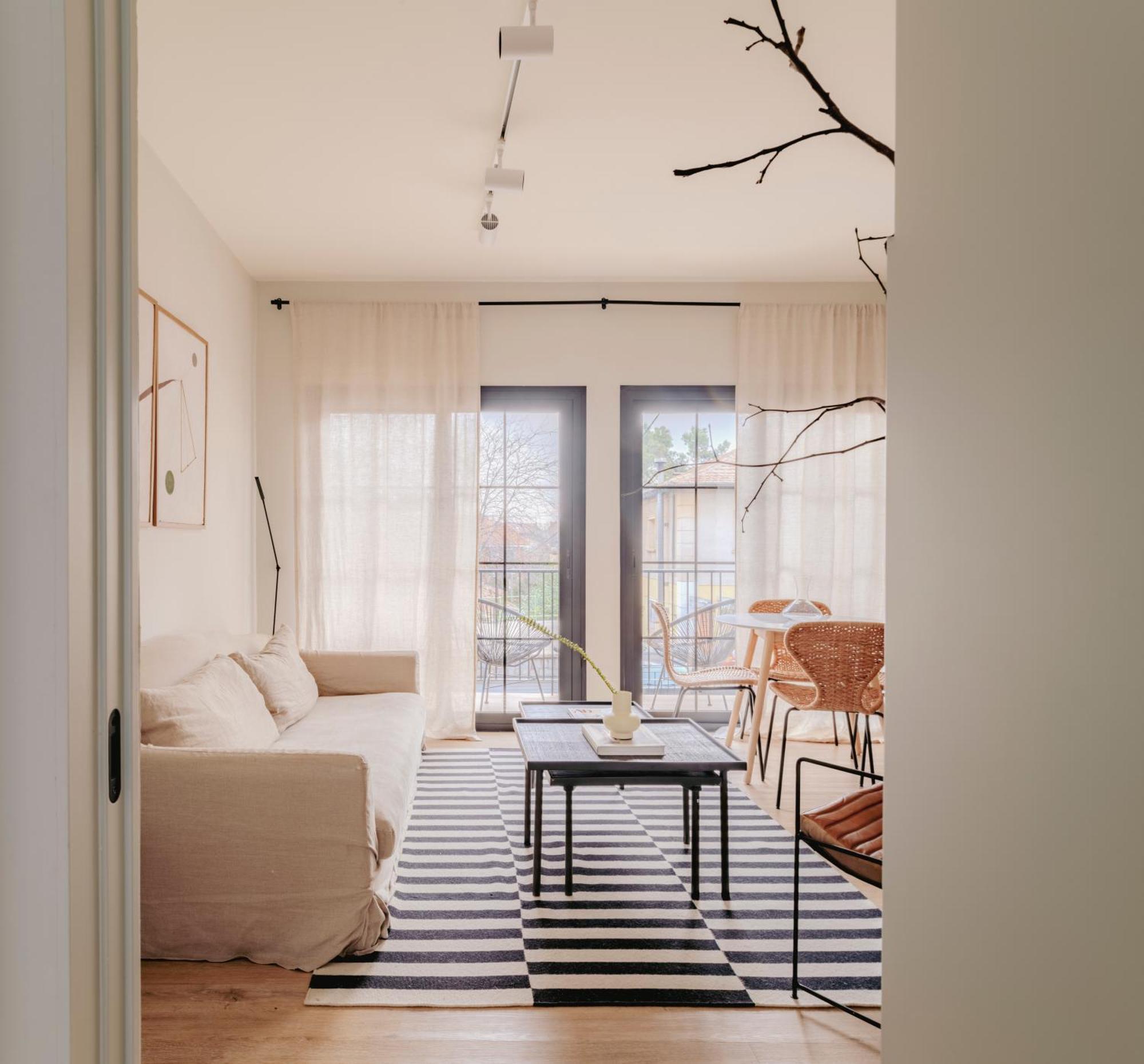 Casa Humera Apartamentos De Diseno En Pozuelo 포주엘로데알라르콘 외부 사진