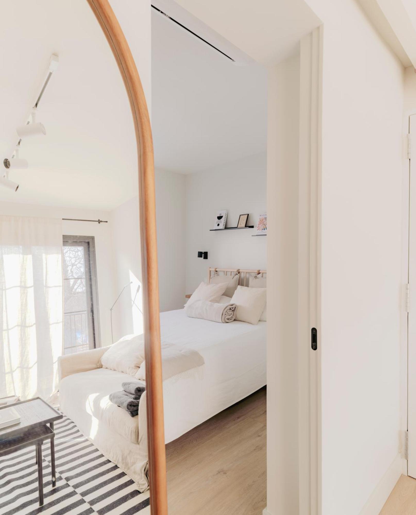 Casa Humera Apartamentos De Diseno En Pozuelo 포주엘로데알라르콘 외부 사진